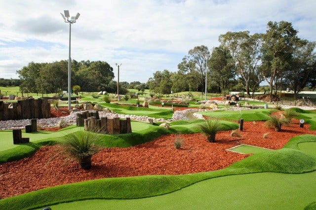 Golf Gardens - Big Ball Golf and Mini Golf
