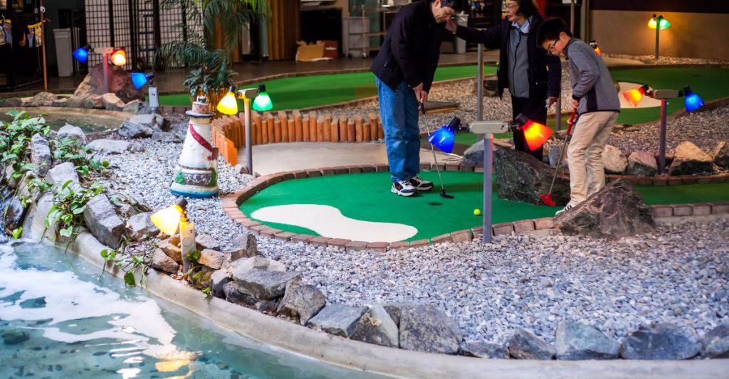 Increase Hotel Income with mini golf